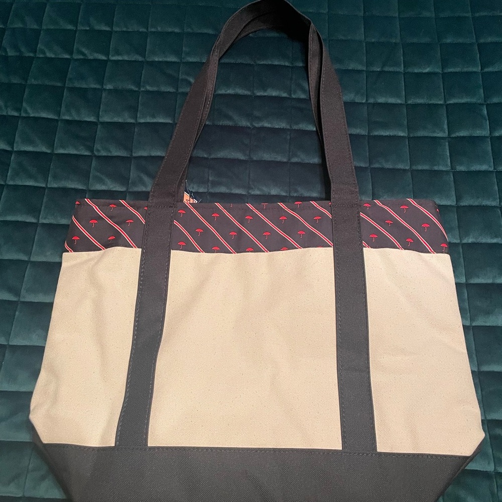 Vineyard Vines canvas tote NWT - Picture 2 of 12